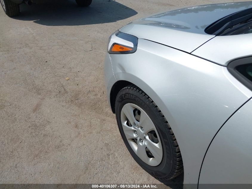 2018 Kia Forte Lx VIN: 3KPFK4A74JE267688 Lot: 40106307