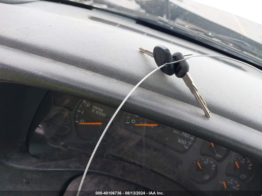 2004 Chevrolet Silverado 1500 Work Truck VIN: 1GCEK14XX4Z235097 Lot: 40106736