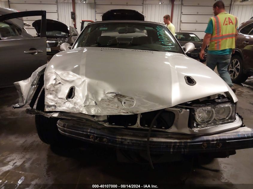 1999 BMW 323 Ic VIN: WBABJ7331XEA19027 Lot: 40107000