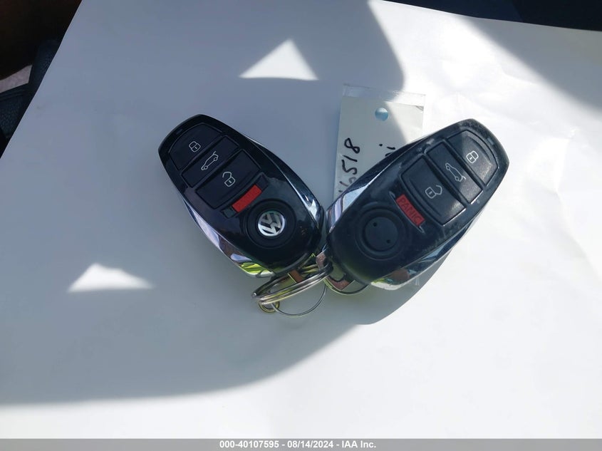 2013 VOLKSWAGEN TOUAREG V6 - WVGEF9BP5DD012092