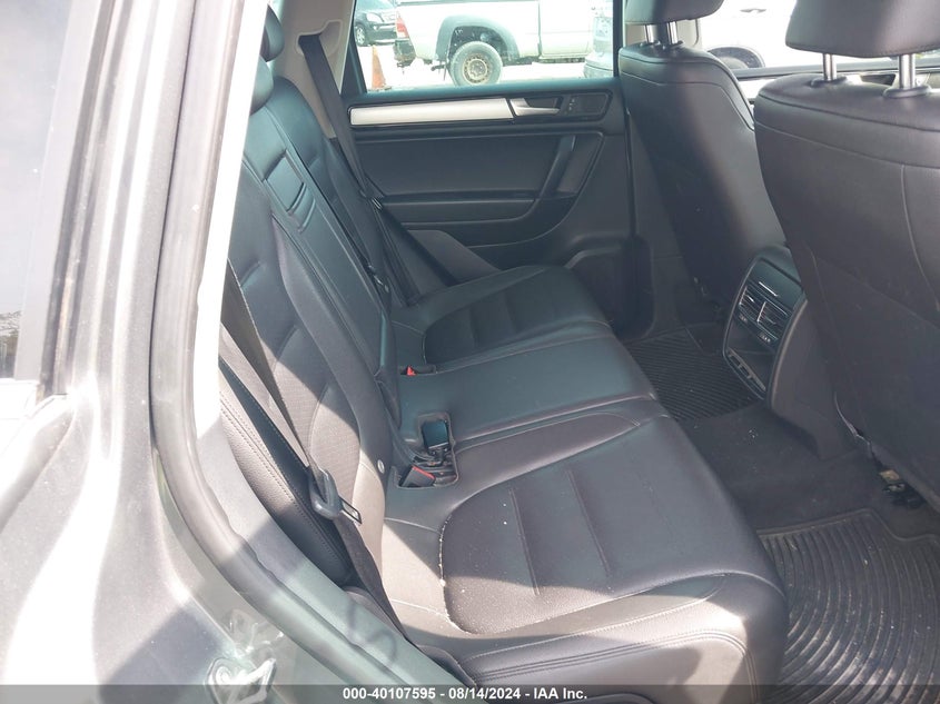 2013 VOLKSWAGEN TOUAREG V6 - WVGEF9BP5DD012092