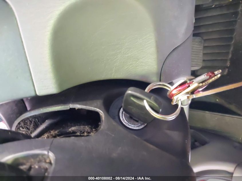 2001 Ford Escape Xls VIN: 1FMYU02141KA66517 Lot: 40108002