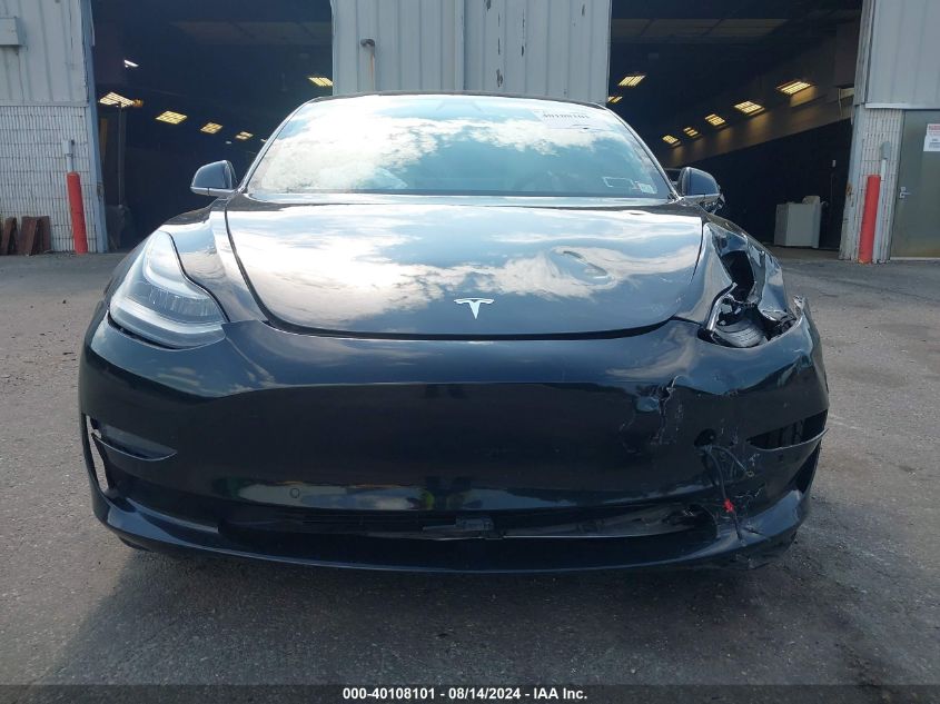 2019 Tesla Model 3 Long Range/Performance VIN: 5YJ3E1EB0KF440738 Lot: 40108101