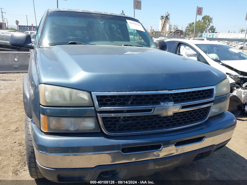 2006 Chevrolet Silverado K1500 VIN: 2GCEK13T461227670 Lot: 40108128