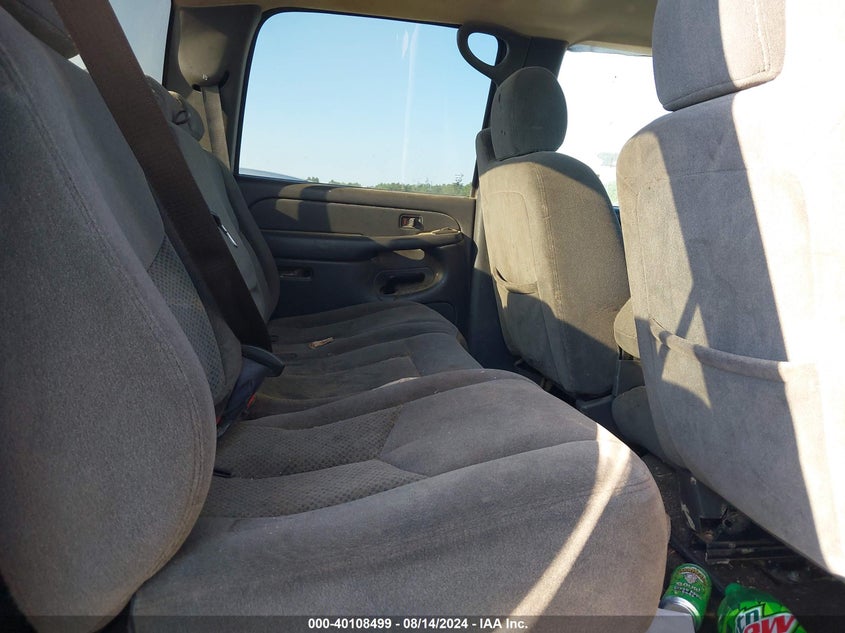 2006 Chevrolet Silverado K1500 VIN: 2GCEK13T061200935 Lot: 40108499