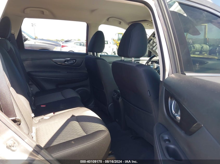 2020 Nissan Rogue Sv Fwd VIN: JN8AT2MT5LW040592 Lot: 40109175