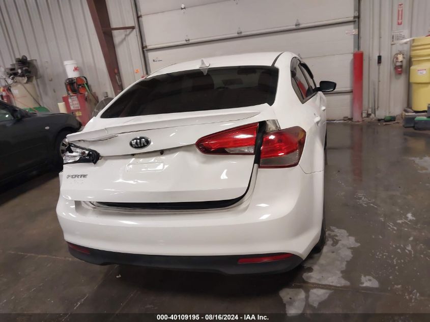 2017 Kia Forte Lx VIN: 3KPFK4A7XHE011100 Lot: 40109195