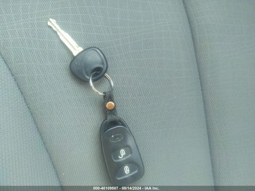 2011 Hyundai Santa Fe Gls V6 VIN: 5XYZGDAG4BG012199 Lot: 40109507