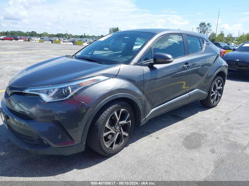 VIN NMTKHMBX4JR013849 2018 TOYOTA C-HR XLE PREMIUM