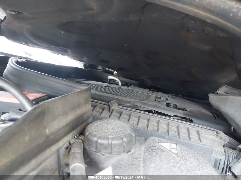 2013 Mercedes-Benz C 300 Luxury 4Matic/Sport 4Matic VIN: WDDGF8AB1DR242430 Lot: 40109833