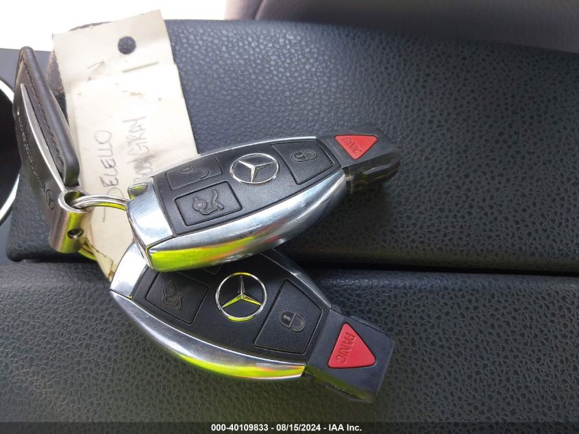 2013 Mercedes-Benz C 300 Luxury 4Matic/Sport 4Matic VIN: WDDGF8AB1DR242430 Lot: 40109833