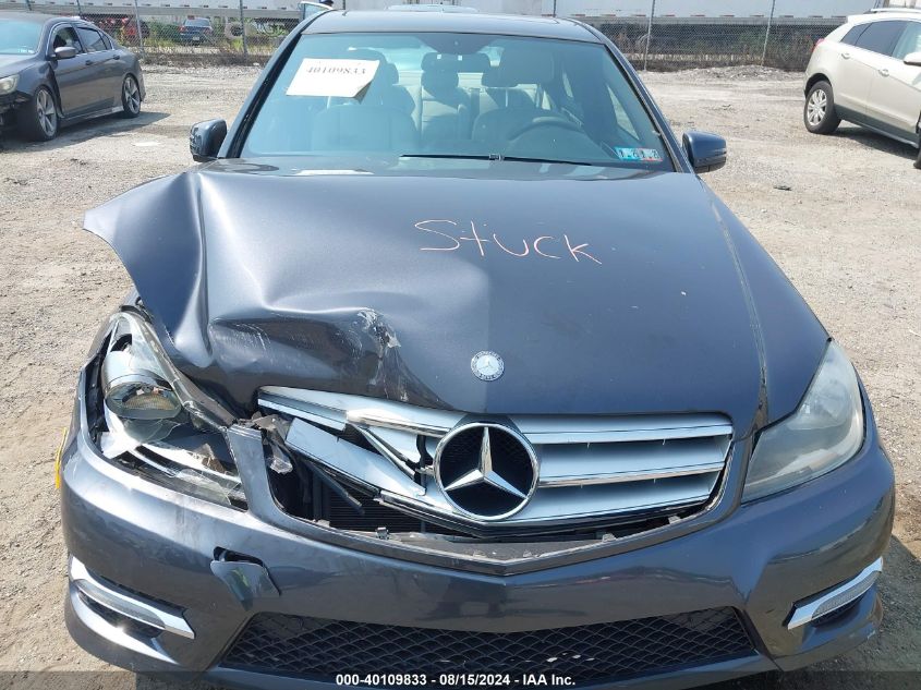 2013 Mercedes-Benz C 300 Luxury 4Matic/Sport 4Matic VIN: WDDGF8AB1DR242430 Lot: 40109833