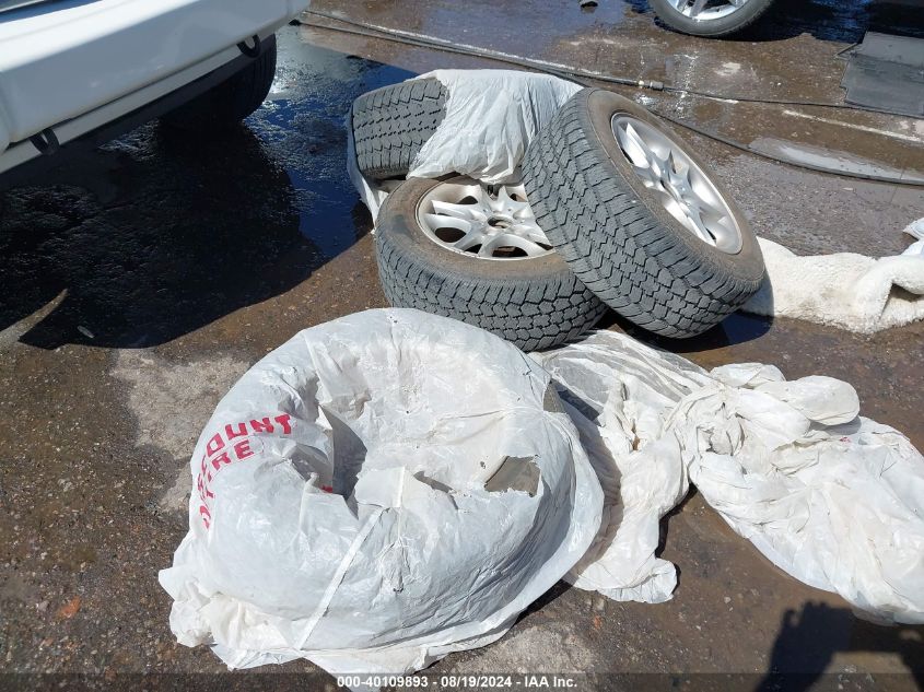 2004 BMW X3 2.5I VIN: WBXPA73494WC40787 Lot: 40109893