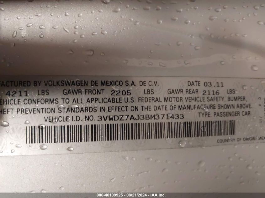 2011 VOLKSWAGEN JETTA VIN: 3VWDZ7AJ3BM371433