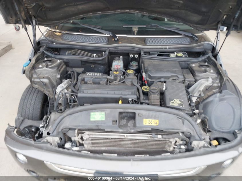 2006 Mini Cooper Hardtop VIN: WMWRC33576TJ77382 Lot: 40109964