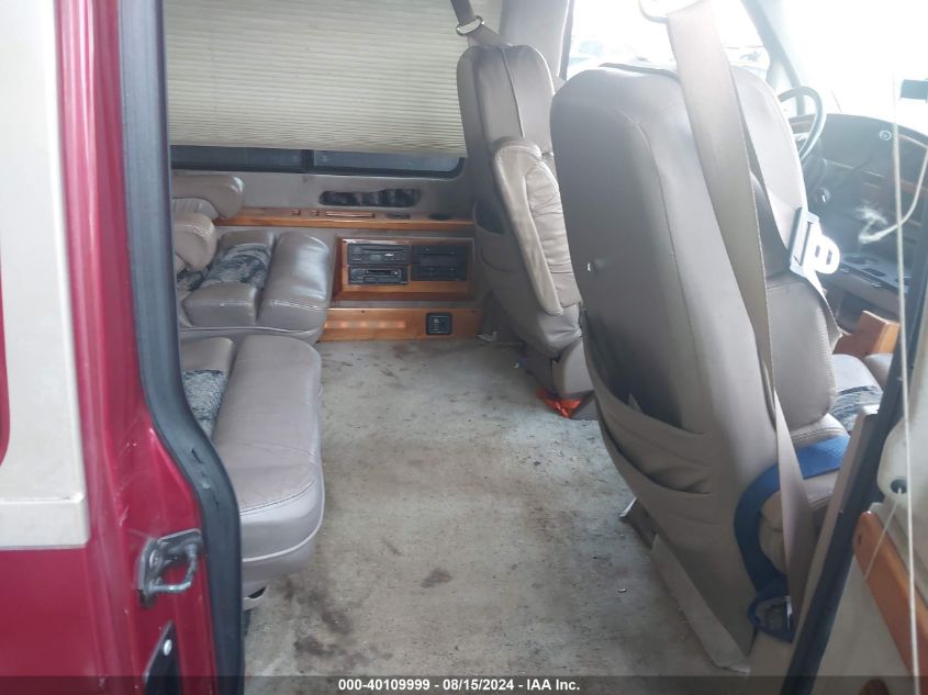 1994 Ford Econoline E150 Van VIN: 1FDEE14N2RHB89750 Lot: 40109999