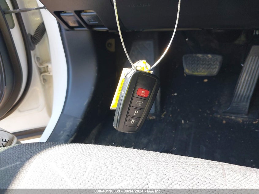 2021 TOYOTA RAV4 XLE/XLE PREMIUM - JTMW1RFVXMD069274