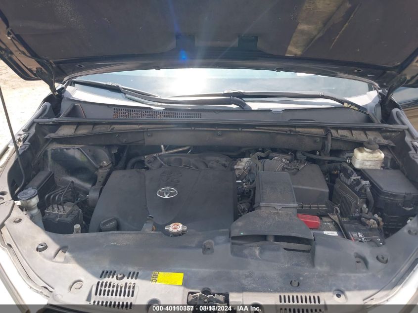 2018 Toyota Highlander Xle VIN: 5TDKZRFH8JS283990 Lot: 40110357