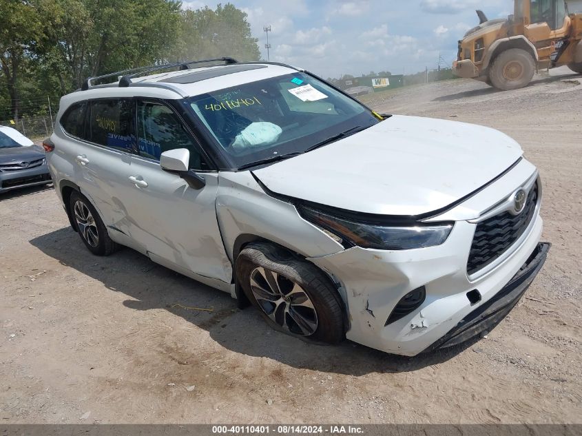 2022 TOYOTA HIGHLANDER XLE - 5TDGZRBH9NS597133