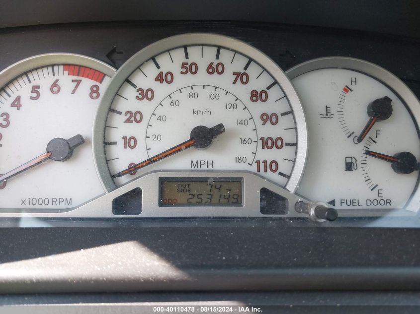 2005 Toyota Corolla S VIN: 1NXBR32E05Z428235 Lot: 40110478