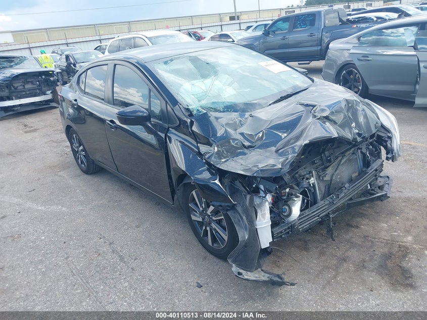 NISSAN VERSA SV 2021