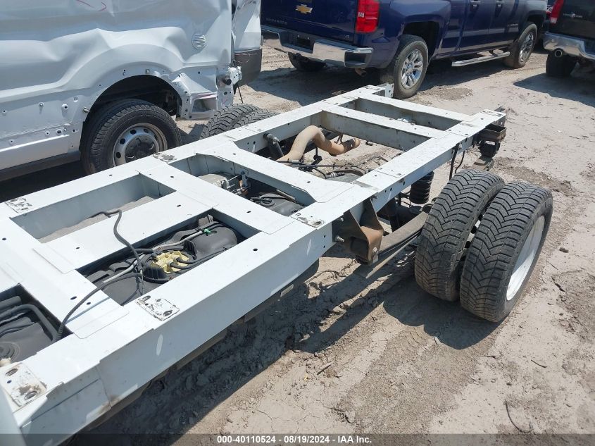 2015 Ford Transit-350 Cab VIN: 1FDRS6ZV4FKA51061 Lot: 40110524