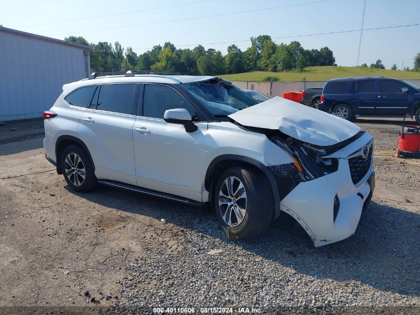 5TDGZRAH4MS519729 2021 TOYOTA HIGHLANDER - Image 1