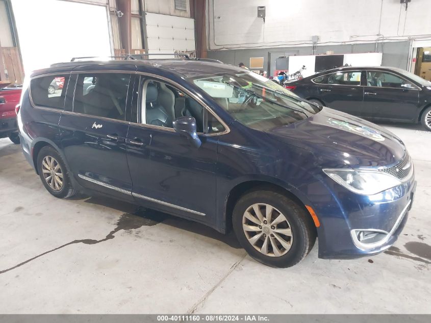 2C4RC1BG8JR322827 2018 CHRYSLER PACIFICA - Image 1