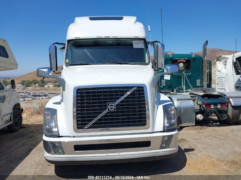 2018 Volvo Vnl VIN: 4V4NC9EH3JN889790 Lot: 40111214