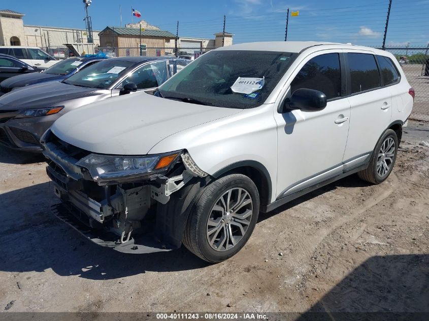 JA4AD2A31JZ057831 2018 MITSUBISHI OUTLANDER - Image 2