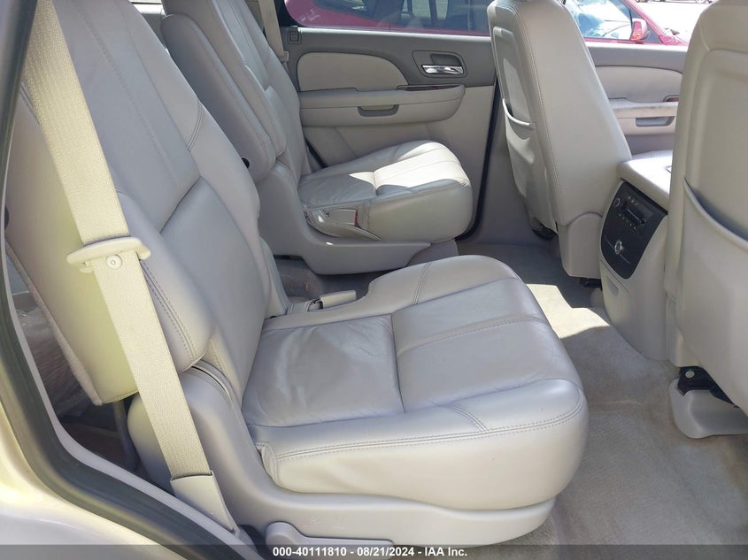 2007 Chevrolet Tahoe Lt VIN: 1GNFK130X7R375509 Lot: 40111810