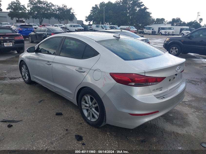 VIN 5NPD74LF5HH126986 2017 HYUNDAI ELANTRA SE
