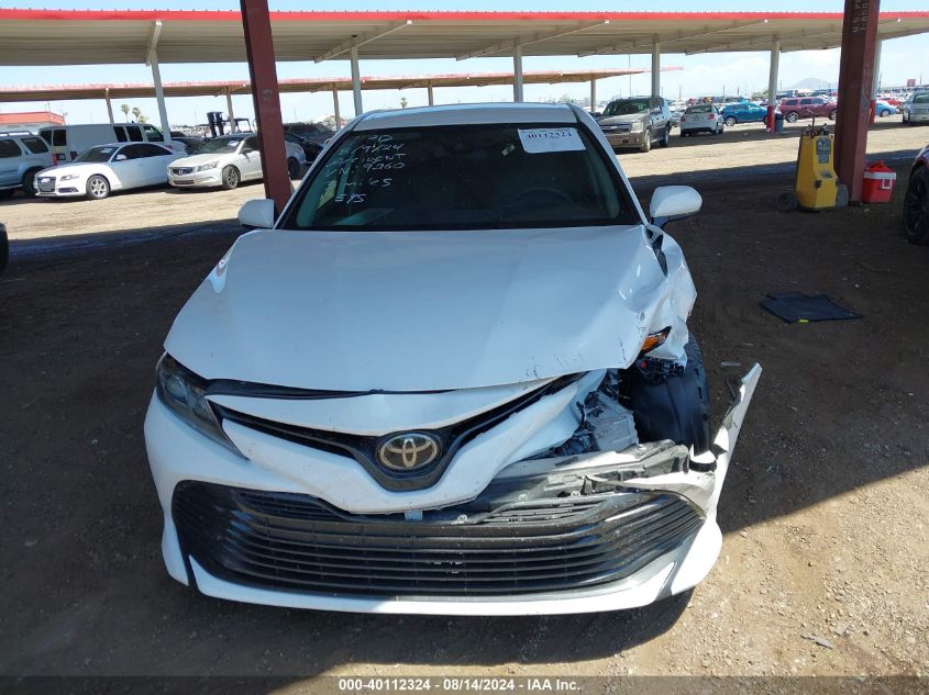 2019 Toyota Camry Le VIN: 4T1B11HKXKU699260 Lot: 40112324