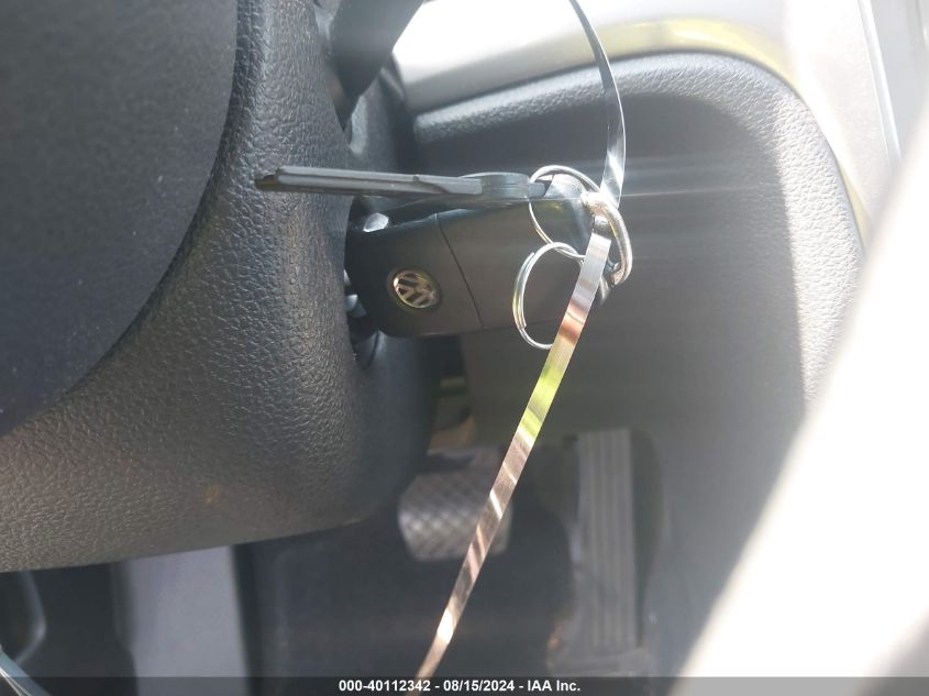 2012 Volkswagen Passat 2.5L S VIN: 1VWAP7A36CC087193 Lot: 40112342