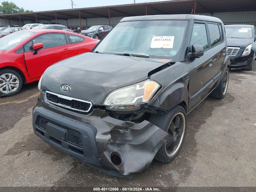 2010 Kia Soul +/!/Sport VIN: KNDJT2A24A7031686 Lot: 40112866