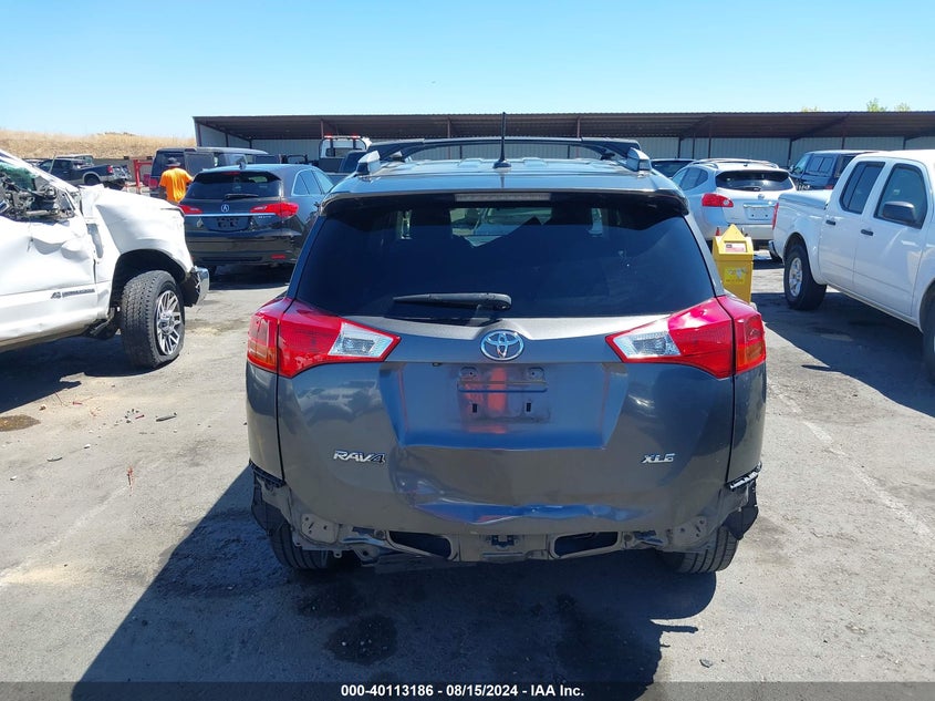 2014 TOYOTA RAV4 XLE - JTMWFREVXED027014