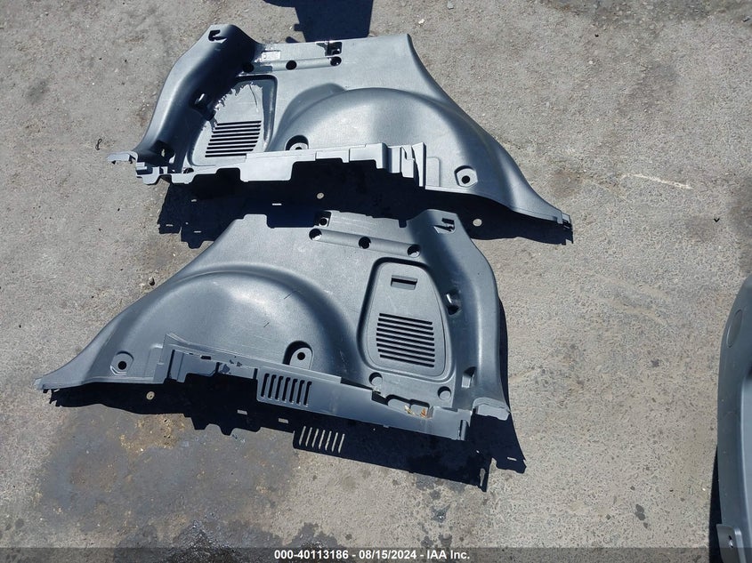 2014 TOYOTA RAV4 XLE - JTMWFREVXED027014