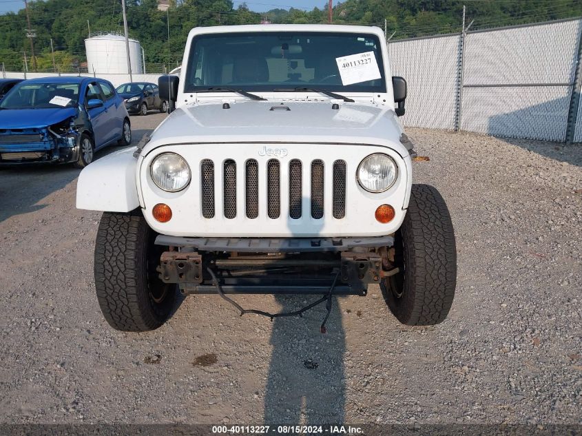 2011 Jeep Wrangler Unlimited Sahara VIN: 1J4HA5H16BL561762 Lot: 40113227