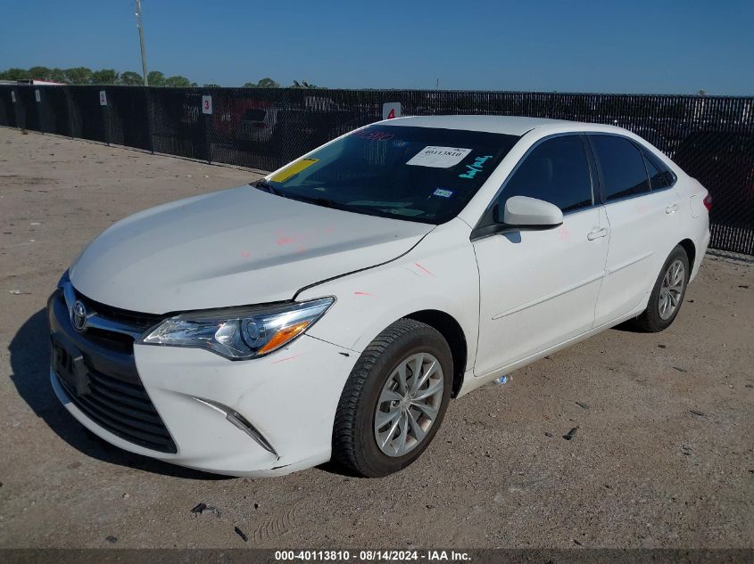 4T1BF1FK5HU298566 2017 TOYOTA CAMRY - Image 2