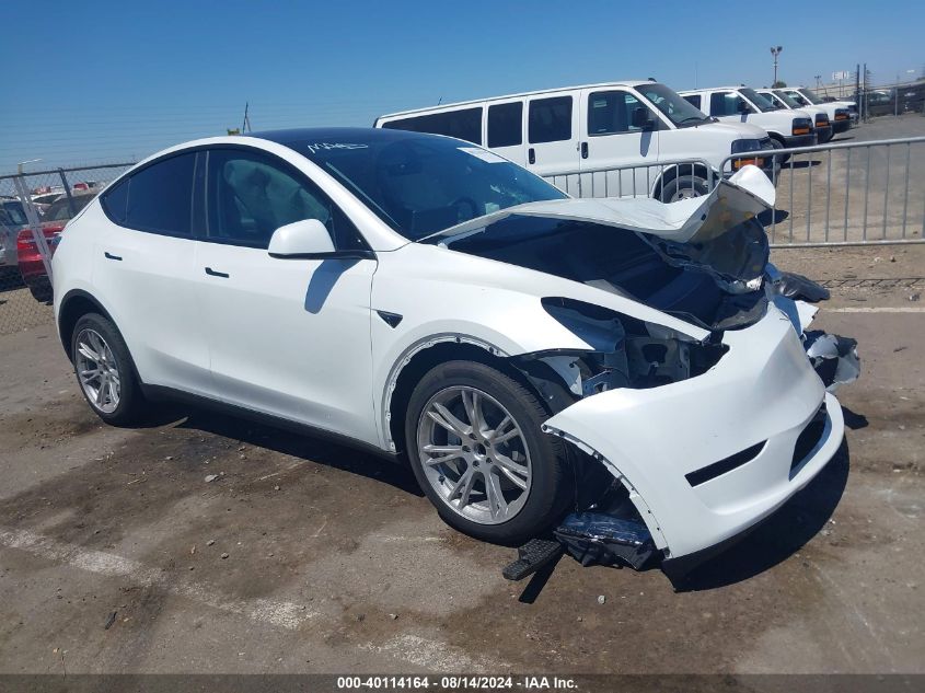 7SAYGDED5RF015600 Tesla Model Y LONG RANGE/RWD