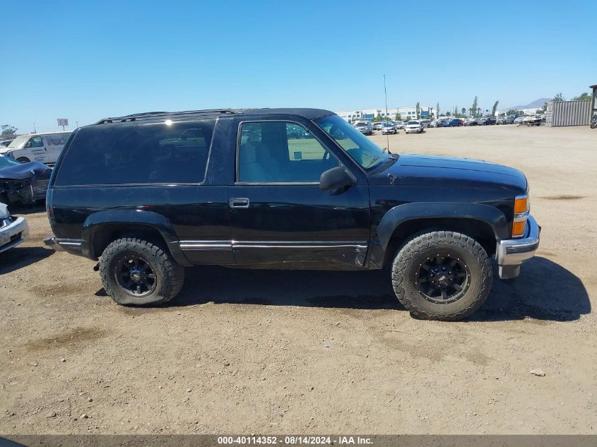 1995 Chevrolet Tahoe K1500 VIN: 1GNEK18K7SJ320786 Lot: 40114352