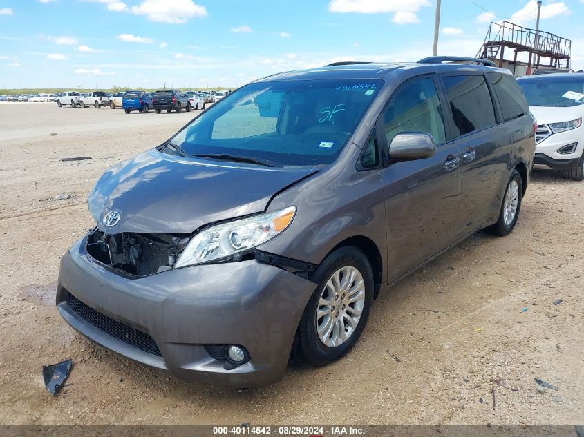 5TDYK3DC5FS664951 2015 TOYOTA SIENNA - Image 2