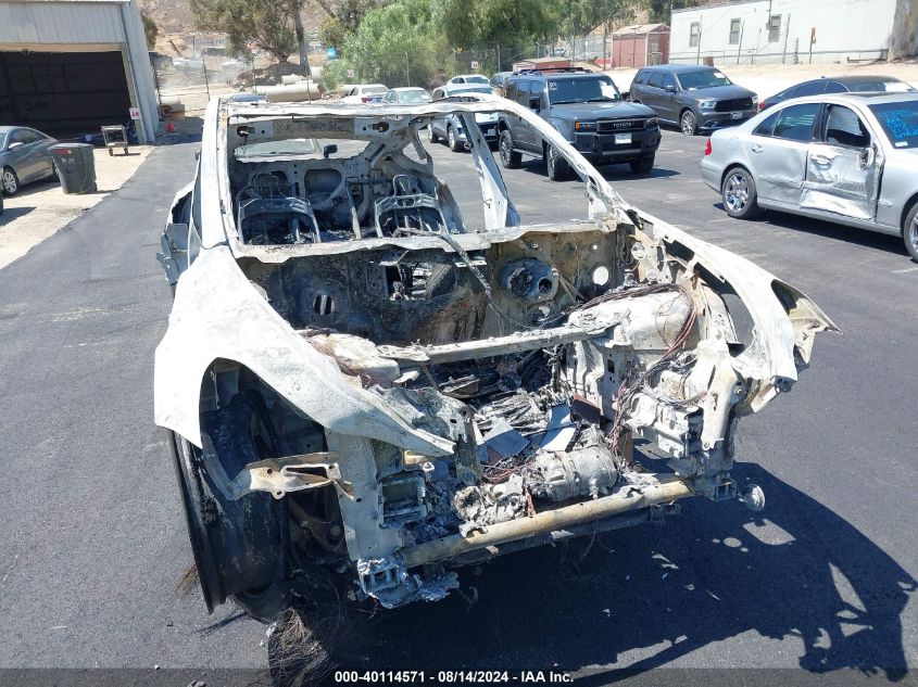 2020 Tesla Model Y Long Range Dual Motor All-Wheel Drive/Performance Dual Motor All-Wheel Drive VIN: 5YJYGDEF0LF058814 Lot: 40114571