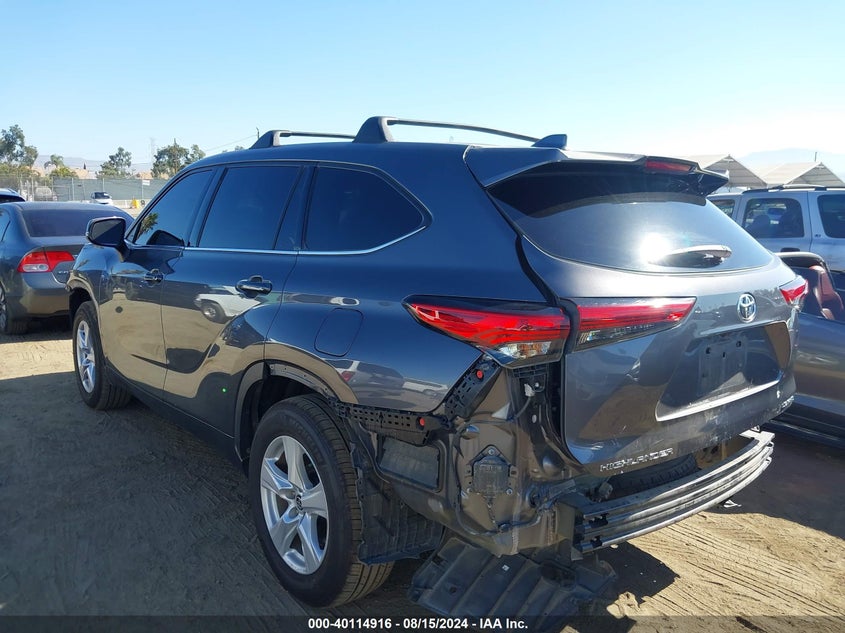 VIN 5TDBZRBH9MS528063 2021 TOYOTA HIGHLANDER LE