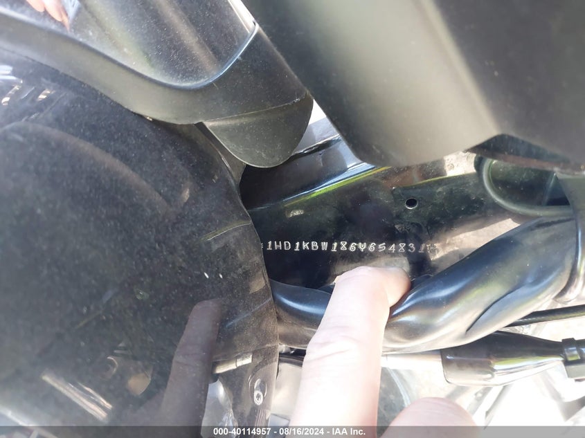 2006 Harley-Davidson Flhxi VIN: 1HD1KBW186Y654831 Lot: 40114957