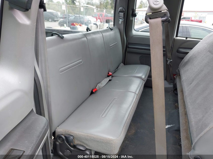 2005 Ford Super Duty F-250 Lariat/Xl/Xlt VIN: 1FTSX20535EC83824 Lot: 40115025