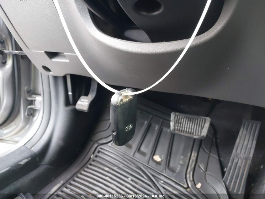 2013 Hyundai Sonata Hybrid VIN: KMHEC4A44DA050319 Lot: 40115236