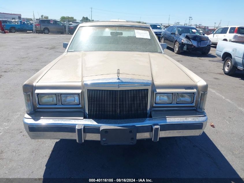 1988 Lincoln Town Car Signature VIN: 1LNBM82F0JY760604 Lot: 40116105