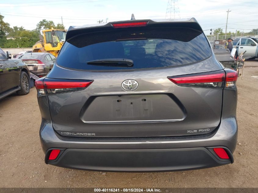 2022 TOYOTA HIGHLANDER XLE - 5TDGZRBH3NS593675