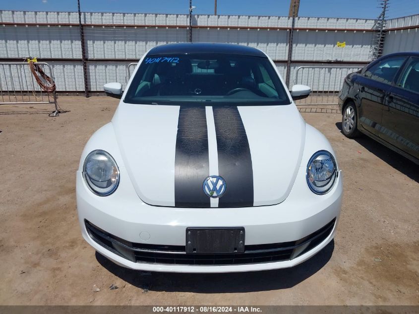 2014 Volkswagen Beetle 1.8T VIN: 3VWJ17AT8EM657360 Lot: 40117912